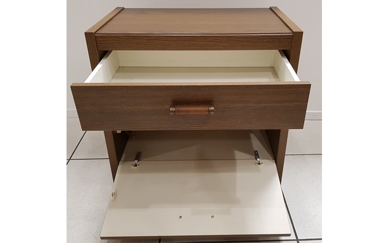 Table de nuit