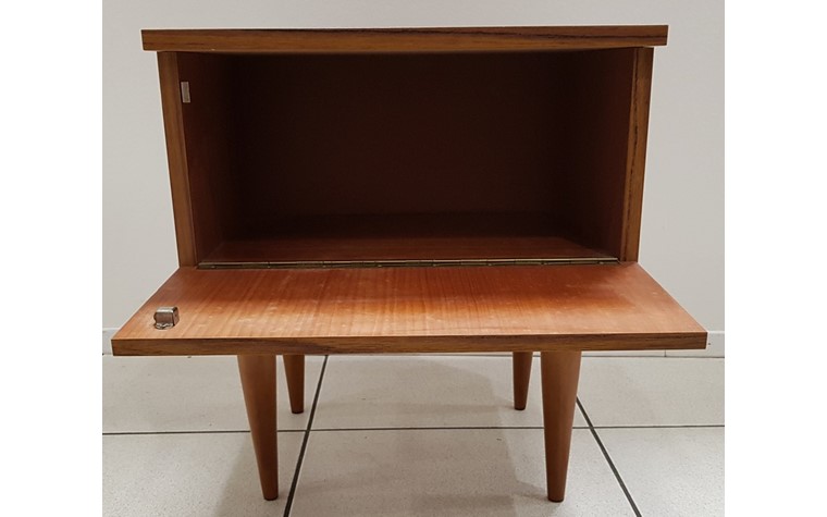 Table de nuit
