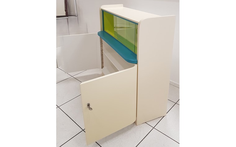 Commode RA