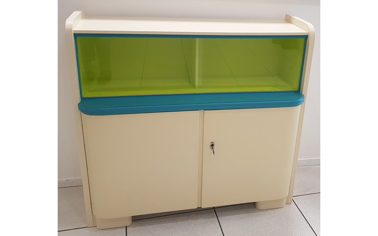 Commode RA