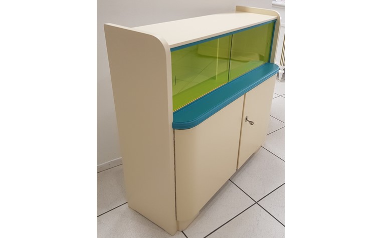 Commode RA