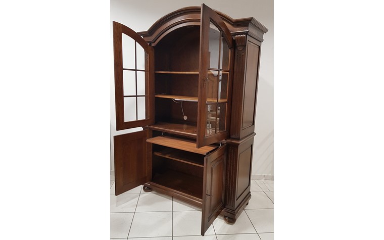 Armoire vitrine