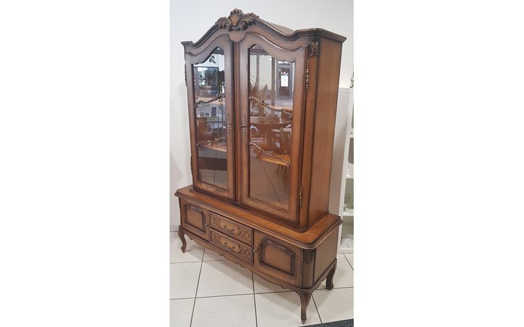 Armoire vitrine
