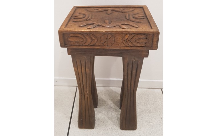 Table d'appoint