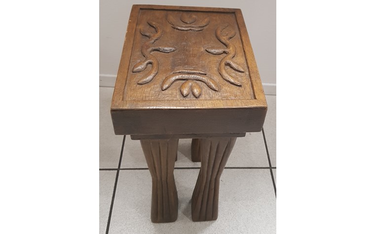 Table d'appoint