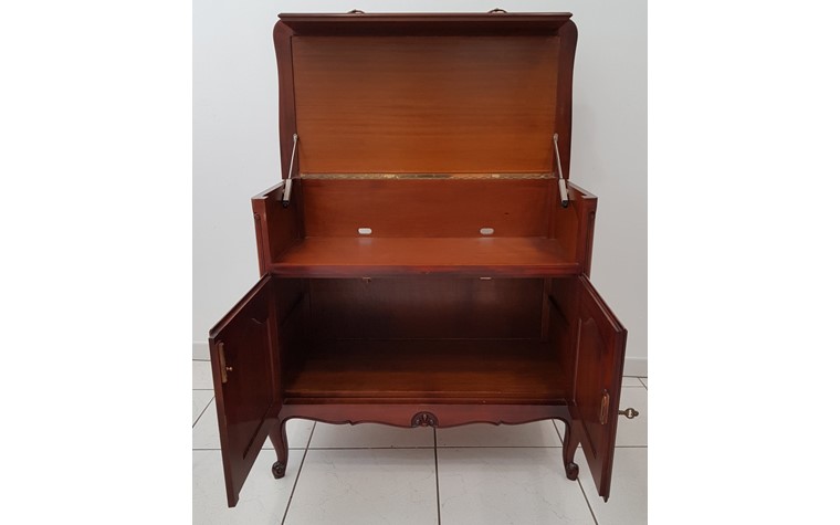 Commode