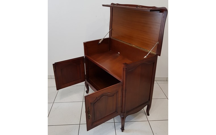 Commode