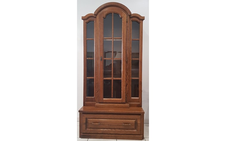 Armoire vitrine