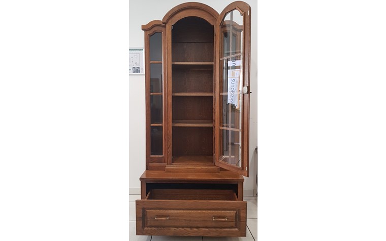 Armoire vitrine