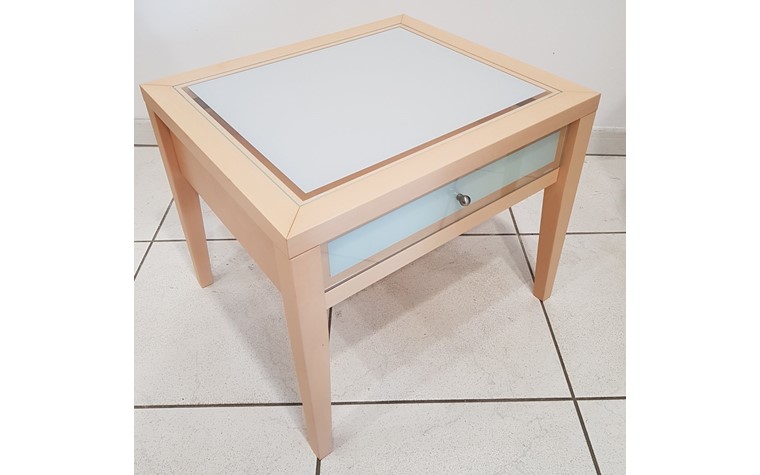 Table de nuit