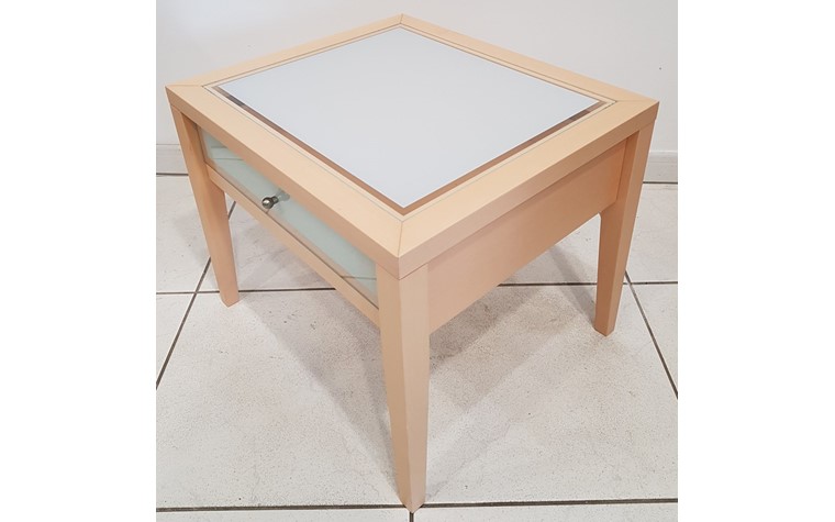 Table de nuit