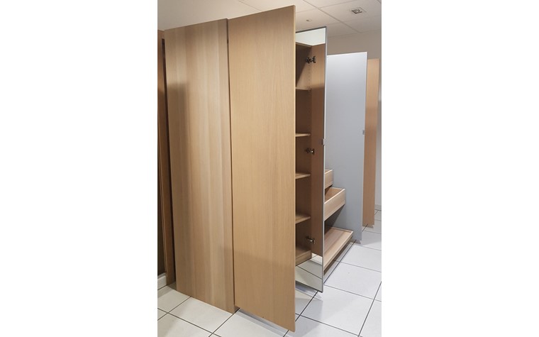 Armoire à habits - grand