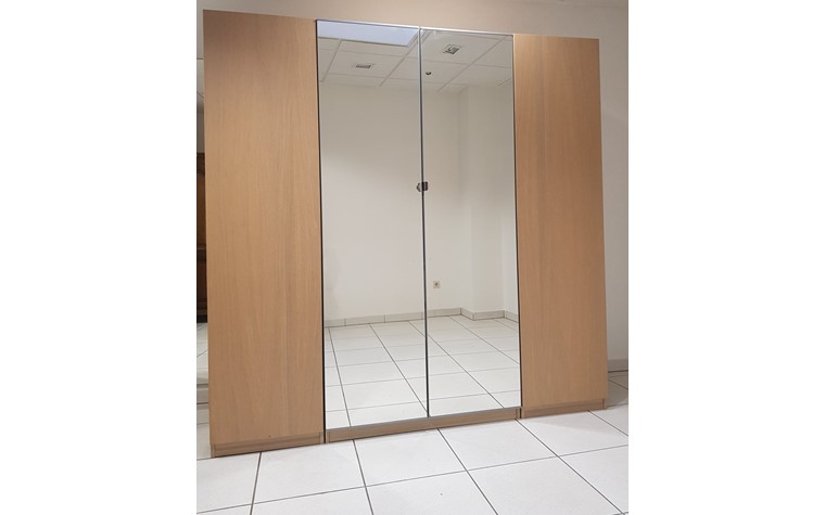 Armoire à habits - grand